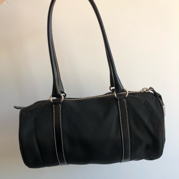 Prada Nylon Black Handbag ZIP Double Handles - Picture 4 of 9